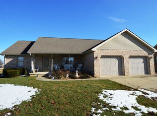 905 Savannah Ct, Frankfort, IN 46041