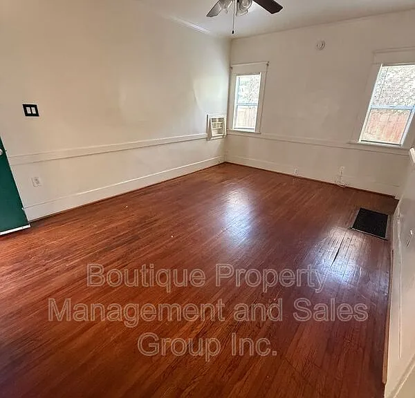 1614 E Broadway #7 — Photo 6