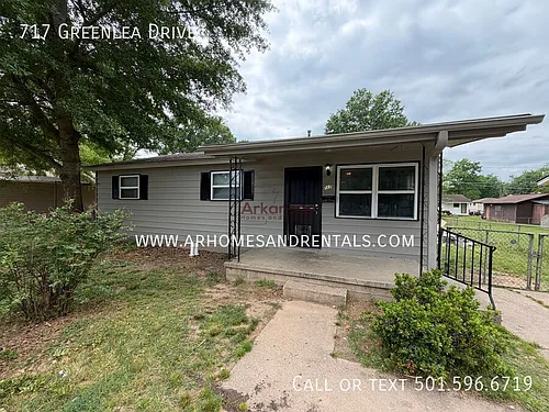 717 Greenlea Dr Photo 1