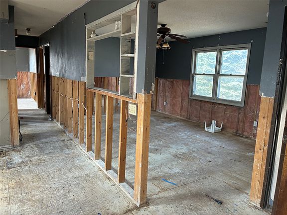 4th image of 415 Daws Rd #417