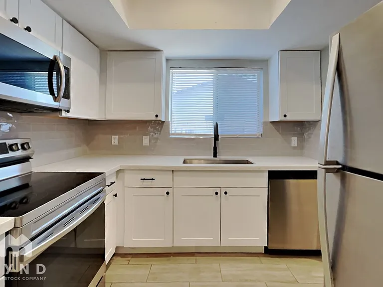 4561 W Boca Raton Rd — Photo 7