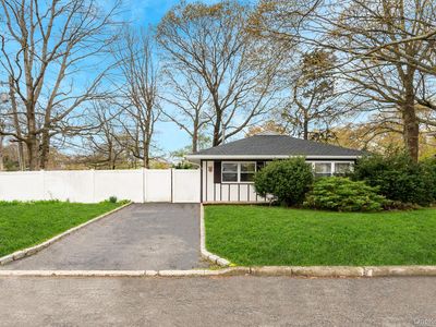 2 Arleen Avenue, Holbrook, NY, 11741