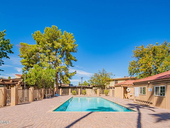 4th image of 1051 S DOBSON Road #187