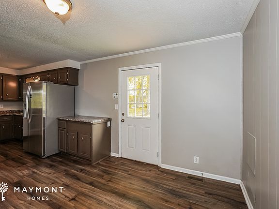 5th image of 528 Kellia Dr