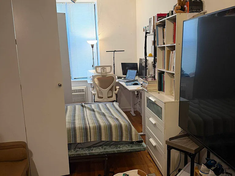 217 E 89th St #1A — Photo 5