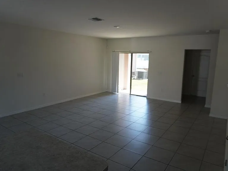 1882 Red Canyon Dr — Photo 4
