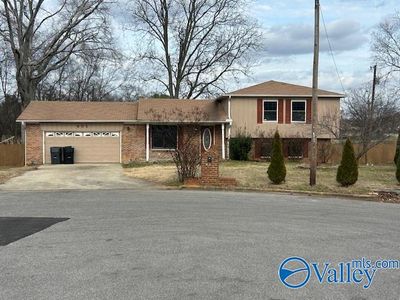 401 Wildwood Cir SW, Decatur, AL, 35601