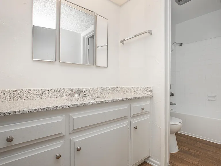 Cypress Pines Apartment Homes — Photo 15
