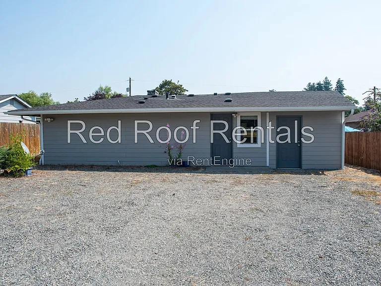 6726 S D St — Photo 23
