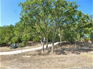 122 English Hollow Dr, Bandera, TX 78003