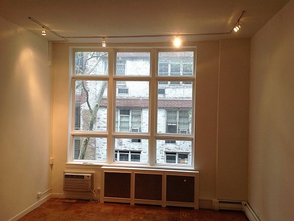 5th image of 39 Jane St APT 2C