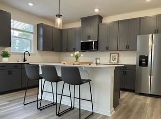 23 Chestnut Oak Ln, Lillington, NC 27546