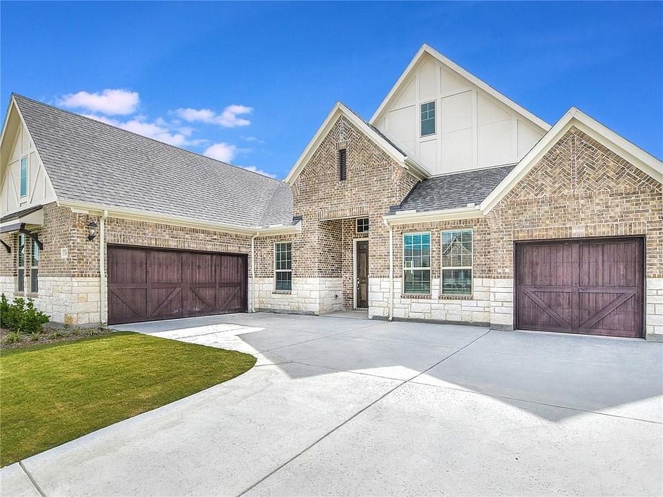 1st image of 306 Nakoma Dr