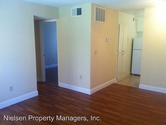 2nd image of 2515 V St APT 07