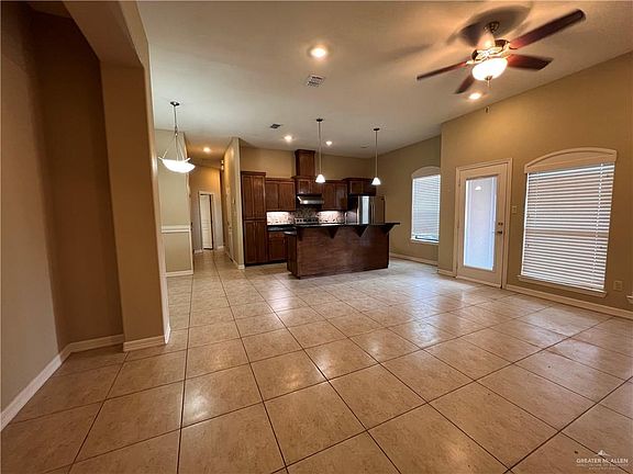 4th image of 2715 Mimosa St APT 4