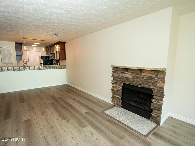 329 E 14th Ave #13 — Photo 7