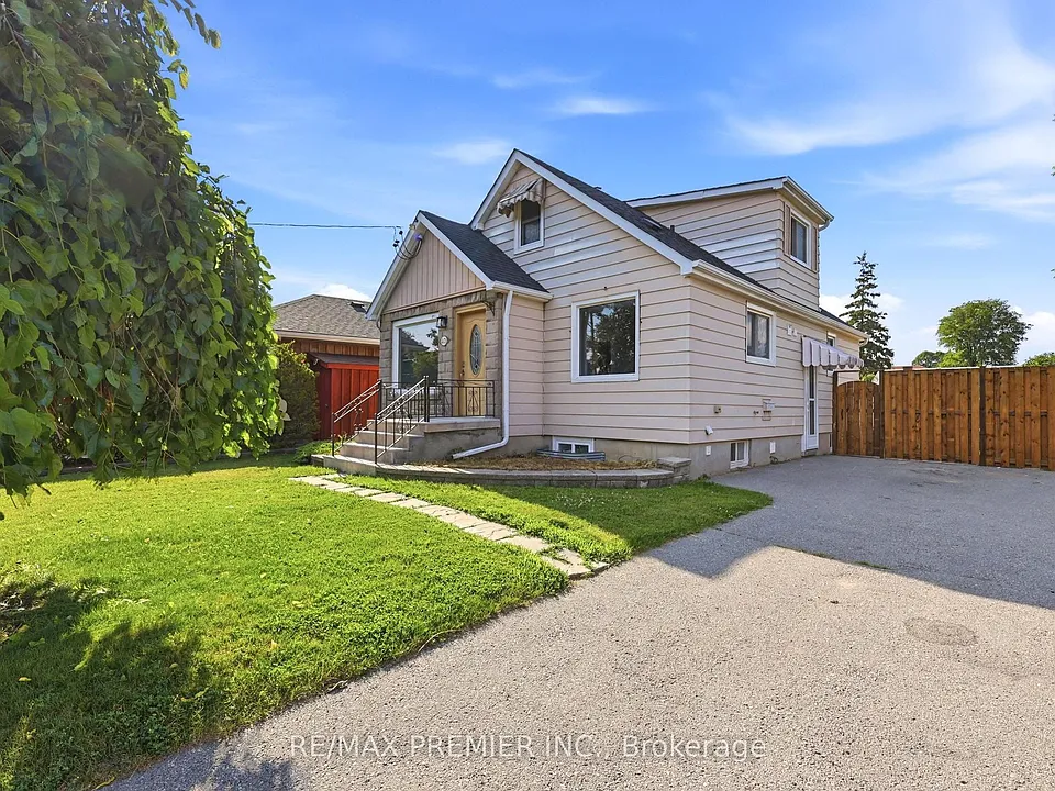 40 Byng Ave #LOWER