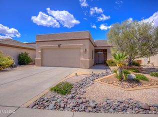 327 N Cobalt Dr, Green Valley, AZ 85614