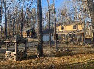 11 Triple Oaks Dr, Cape Neddick, ME 03902