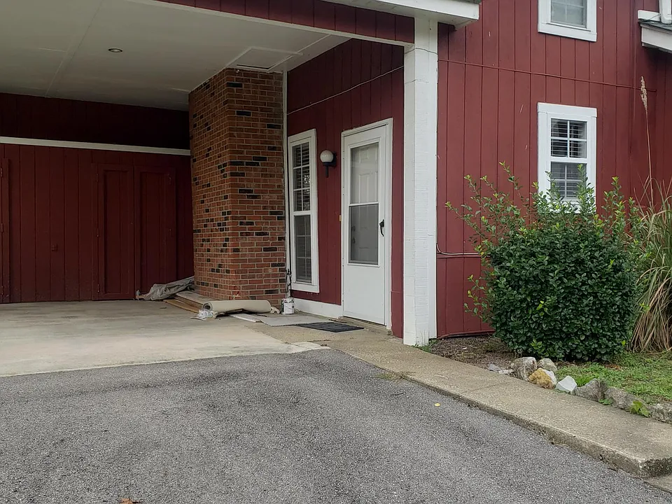 1233 Davidson Rd