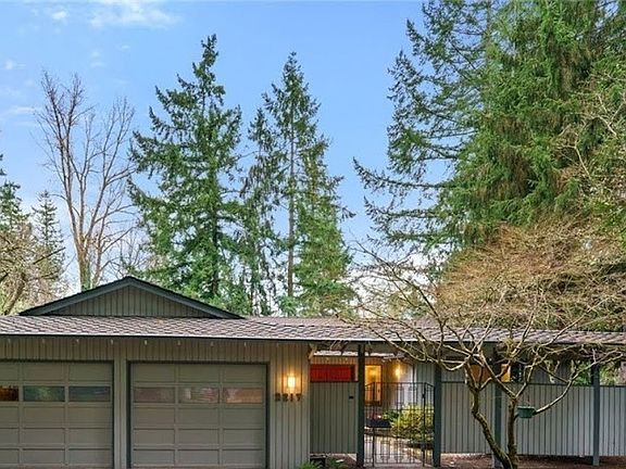 2nd image of 2217 Sahalee Dr W