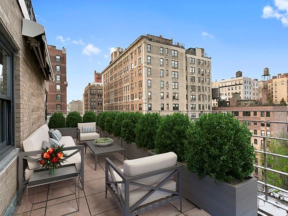 2nd image of 112 E 81st St #12C