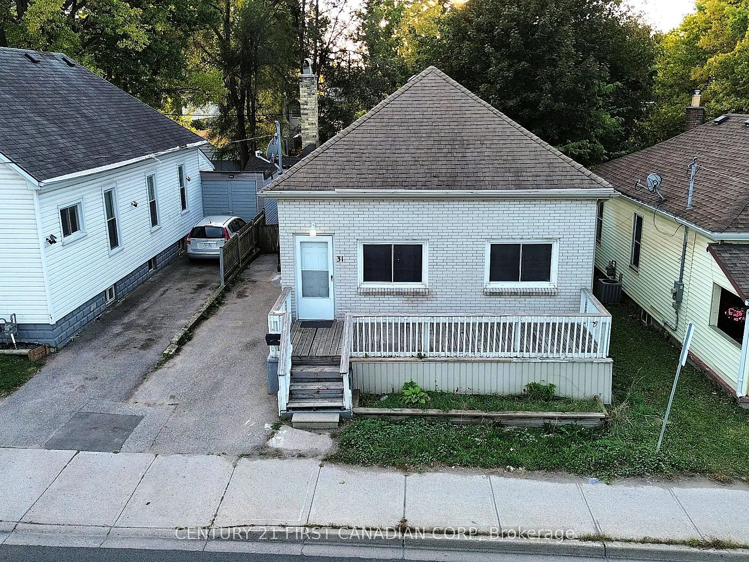 2 bed, $1,095 — Photo 1