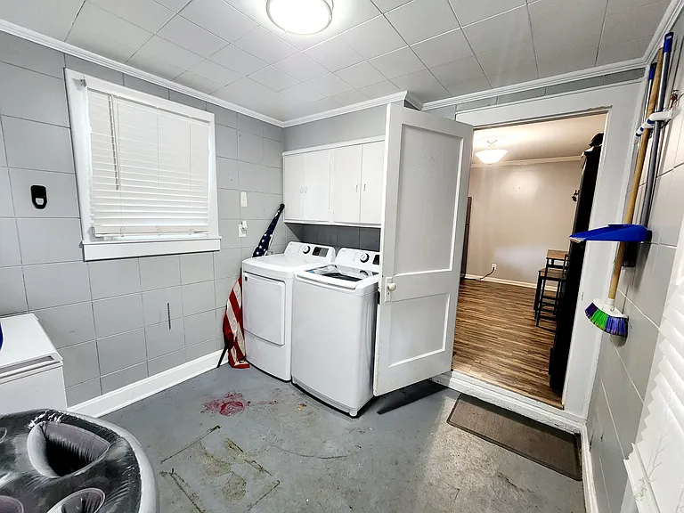 4904 Wellsworth Ave — Photo 4