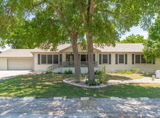 209 Shannon Dr #13, Fredericksburg, TX 78624