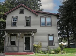 107 S 2nd St, Halifax, PA 17032