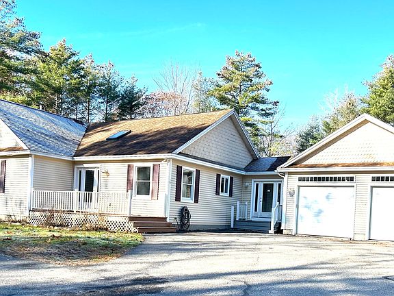 2nd image of 42 Savannah Trail Drive