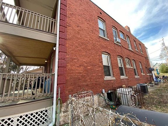 2nd image of 2828 Peery Ave Unit A