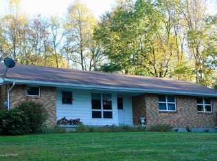 106 Vo Tech Rd, Bartonsville, PA 18321