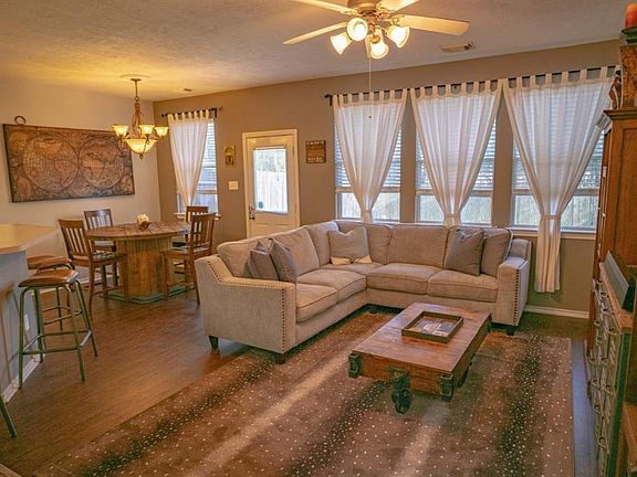 Spacious living room that opens to the breakfast area and kitchen!