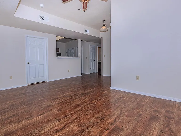 Villas at West Mountain — Photo 19