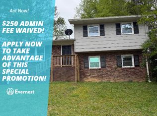 1689 Thrasher Ct, Jonesboro, GA 30238