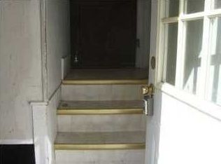13 Burr Oak St NW, Grand Rapids, MI