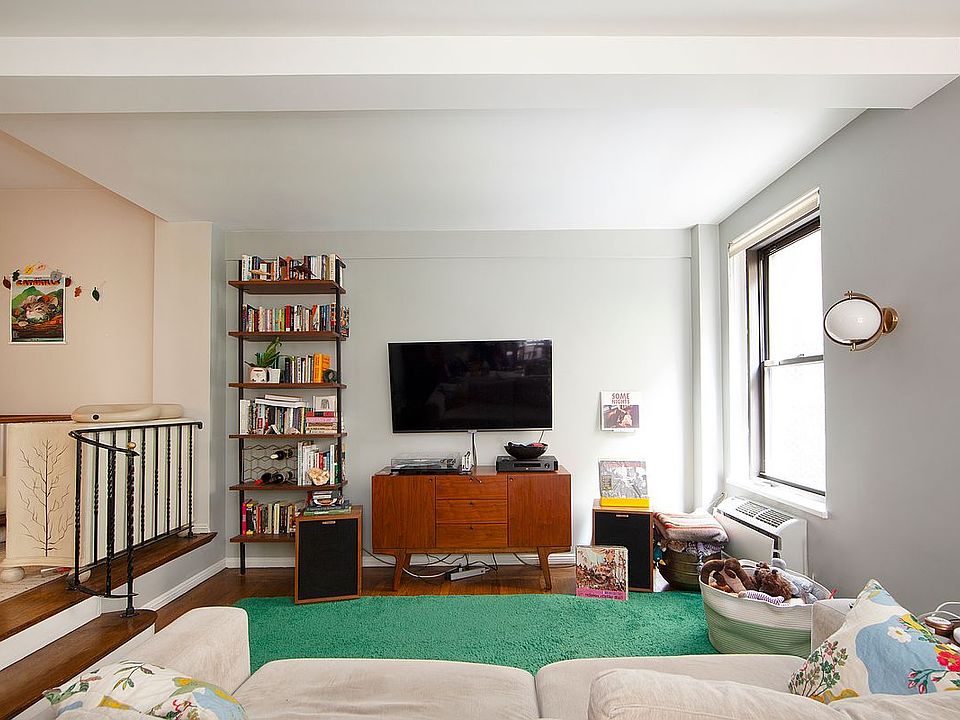1st image of 230 E 73rd St #1G