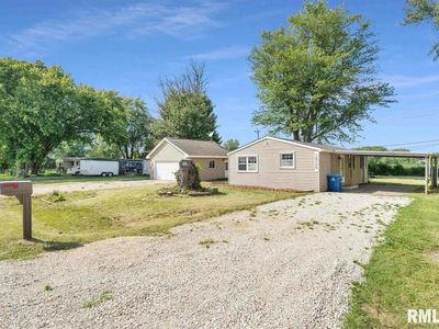 16725 10th Ave N, East Moline, IL, 61244