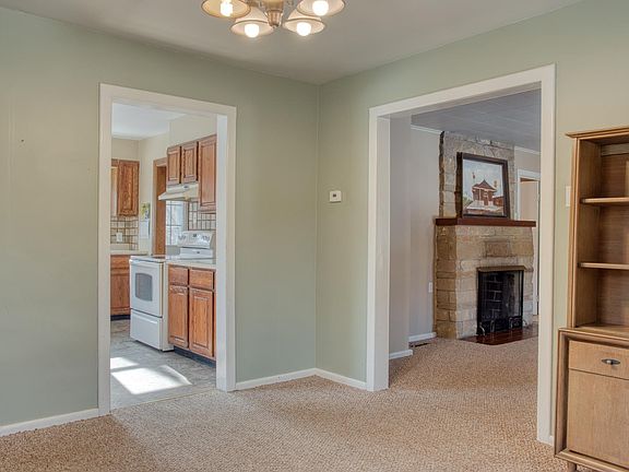 5th image of 1585 S M 52 Rd