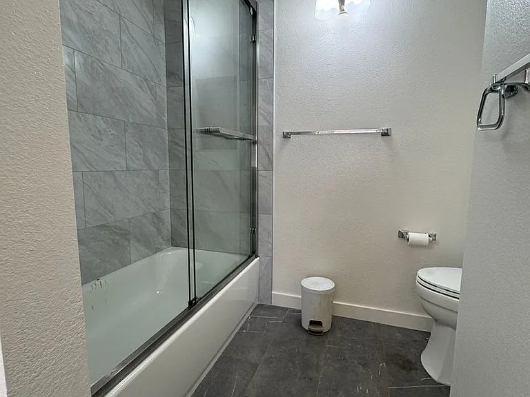 24410 Crenshaw Blvd #226 — Photo 6