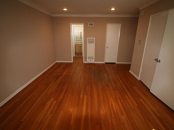 3rd image of 839 S Wooster St APT 12