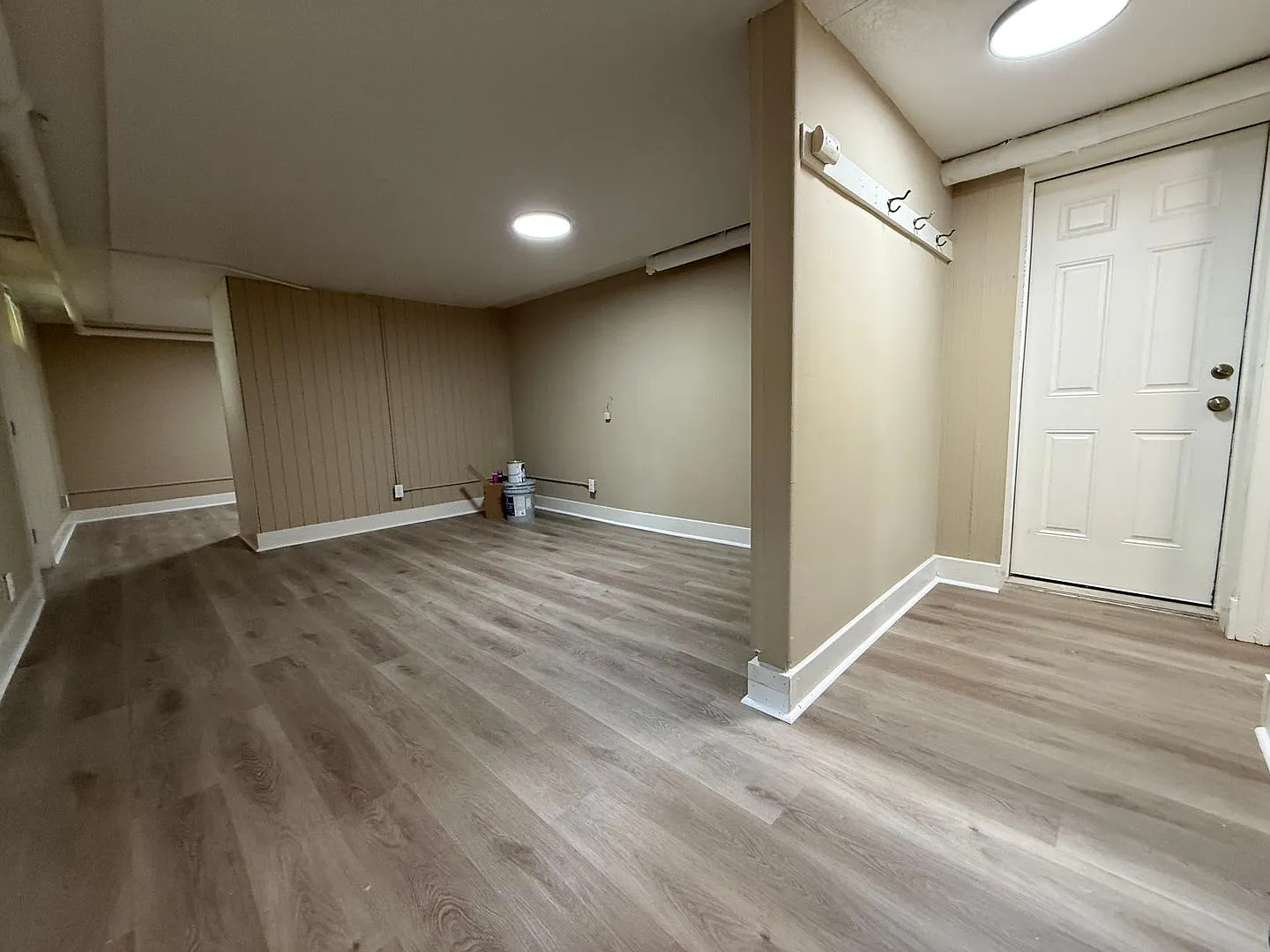839 Randolph Ave — Photo 1