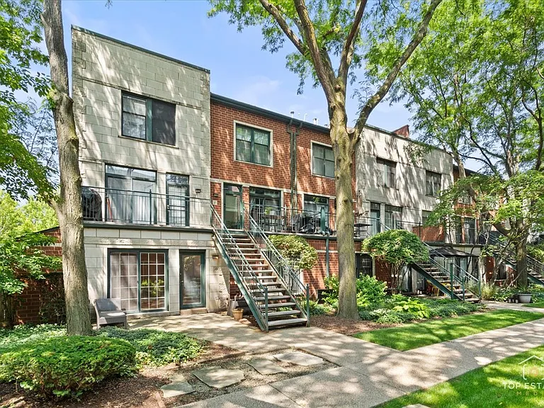 1812 S Dearborn St #10 — Photo 4