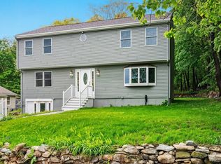 45 Dillon St, Worcester, MA 01604