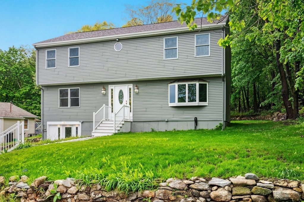 45 Dillon St, Worcester, MA