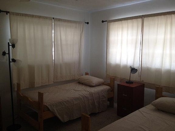 4th image of 1825 Cleveland St APT 1