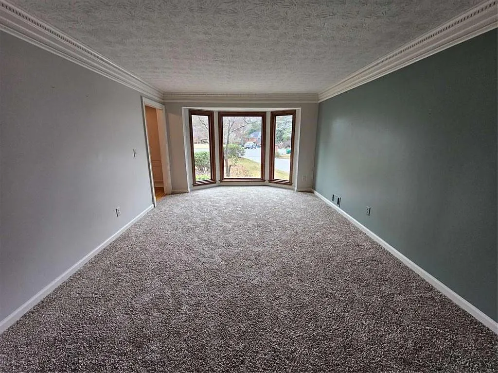 4 bed, 3.0 bath, $2,900 — Photo 4