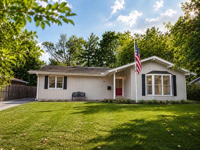 136 E Kimball Ave, Woodstock, IL, 60098