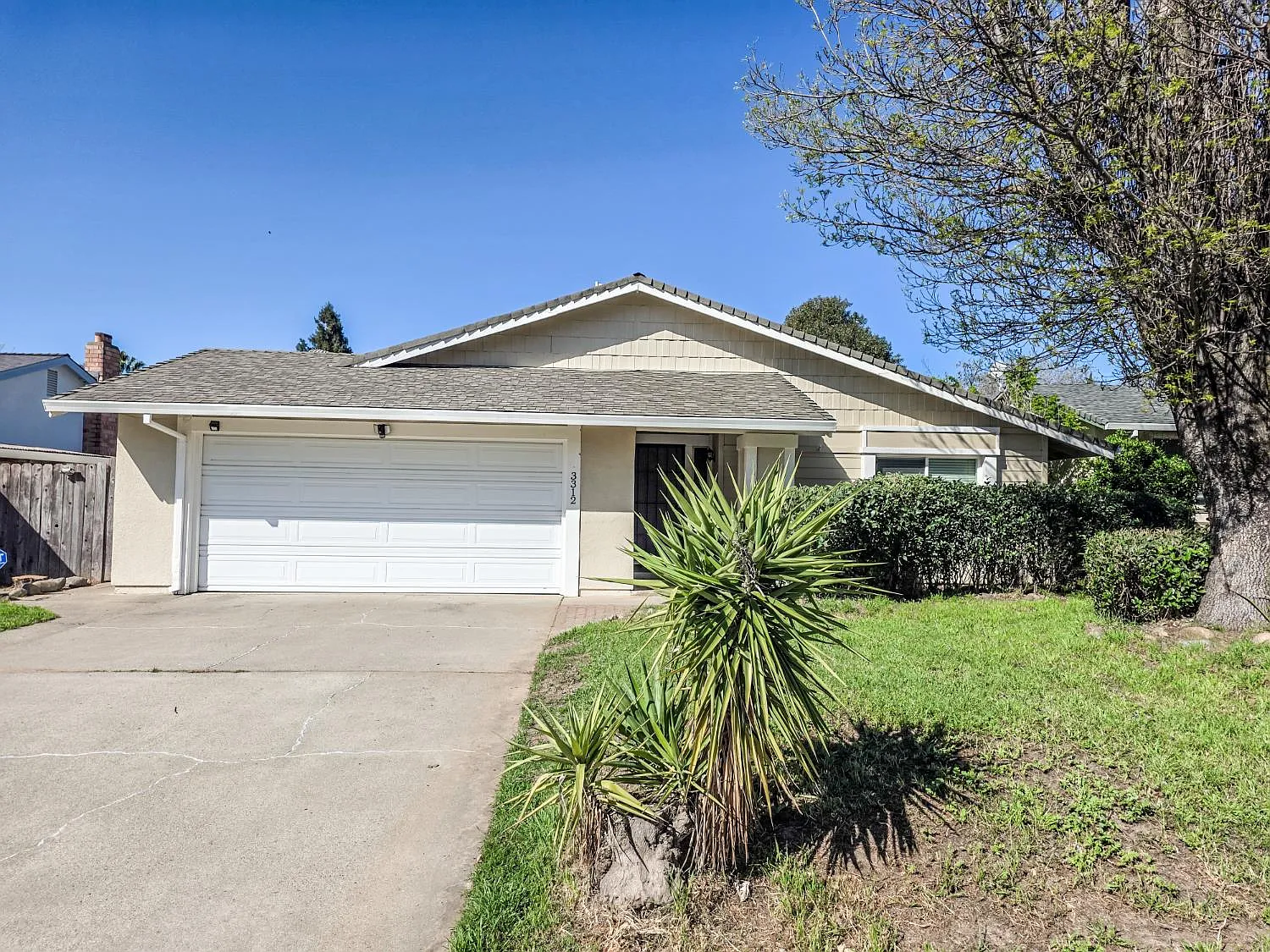 3312 Romford Way photo 1
